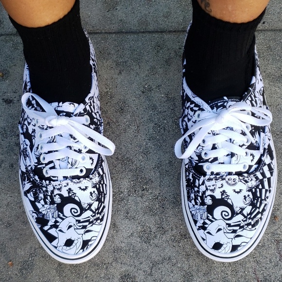 disney x vans comfycush authentic